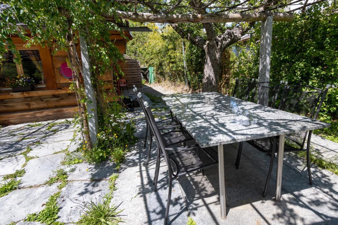 Le Gite De Briey Chalais Exteriér fotografie